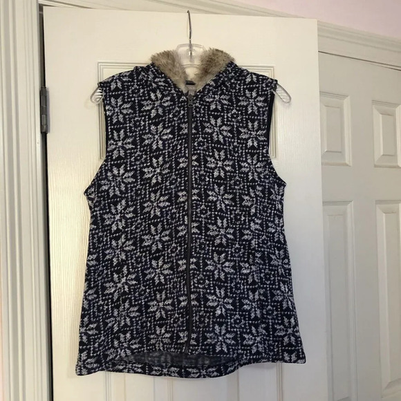Talbots Full Zip Faux Fur‎ Hooded Vest Womens Medium Snowflakes Nordic Navy Blue - Picture 2 of 7